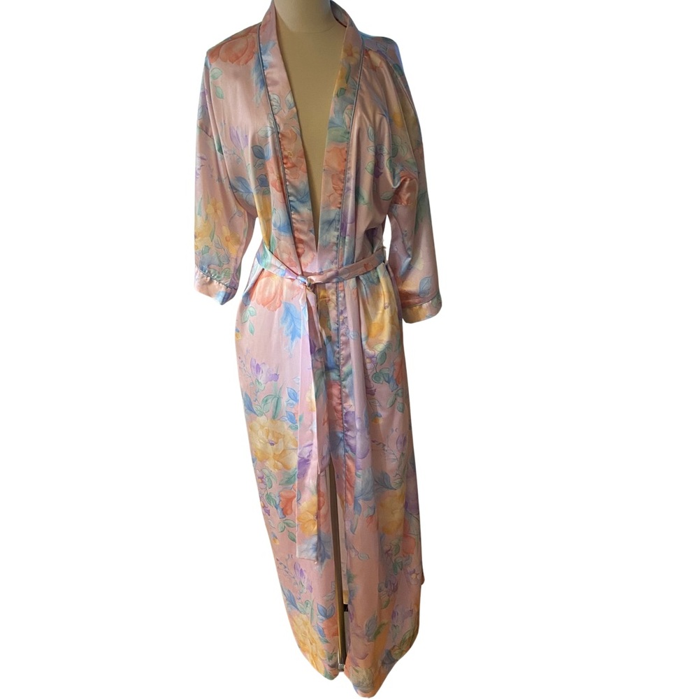 Vintage 70s satin hostess robe